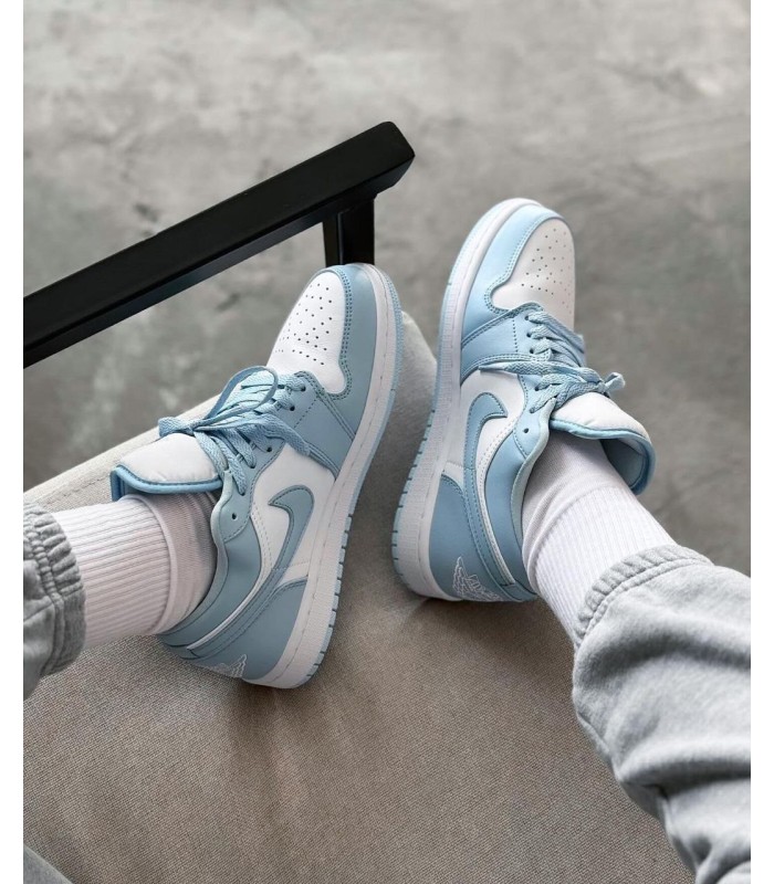 کفش پیاده روی نایک ایر جردن وان بدون ساق Nike air jordan 1 low Ice blue