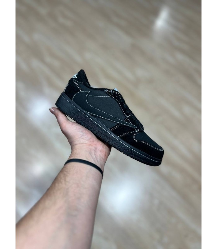 کفش پیاده روی نایک جردن وان تراویس اسکات طرح اصلی Nike Jordan One Low x Travis Scott 'Black Phantom