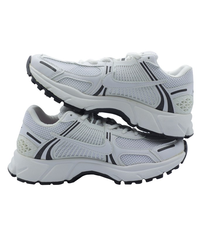 کفش پیاده روی زنانه نایک وومرو سفید مشکی Nike Vomero 5 Running BW