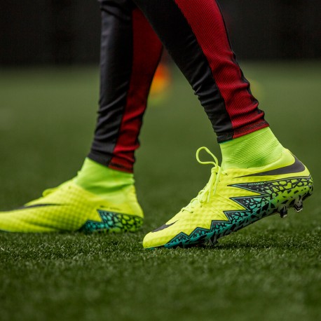 کفش فوتبال نایک مدل Nike Hypervenom Phantom II FG