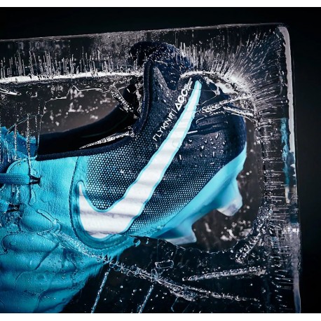 کفش فوتبال نایک مدل Nike Play Ice Tiempo Legend
