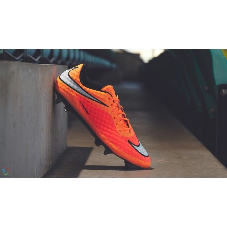 کفش فوتبال هایپرونوم 2014 Nike Hypervenom Phantom