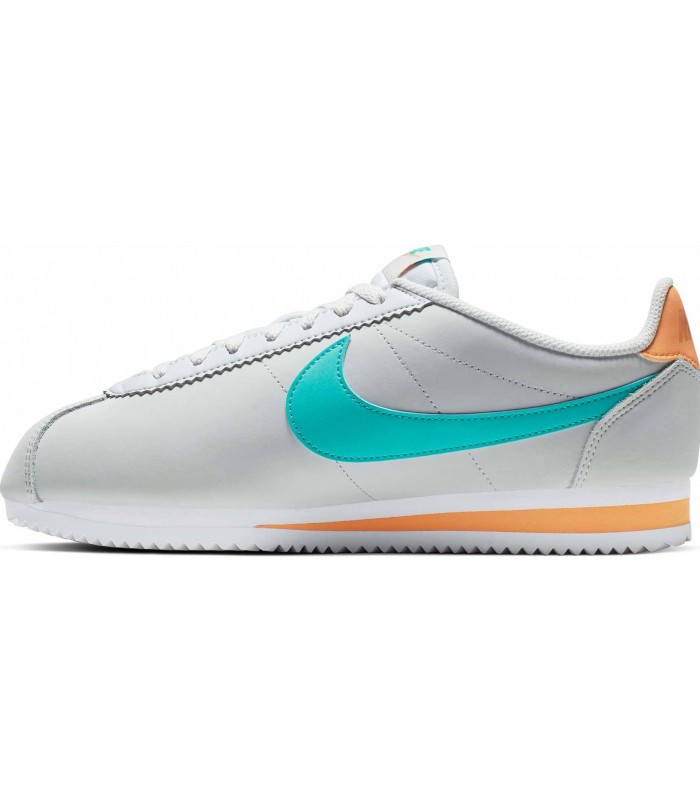 classic leather nike