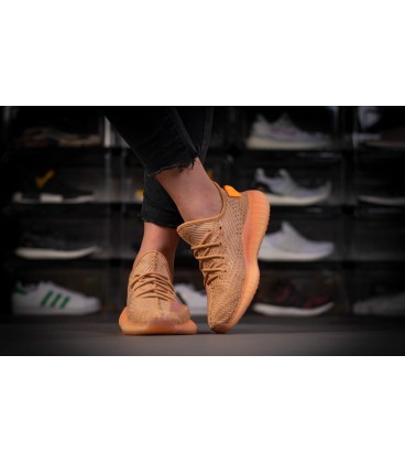 کفش پیاده روی مردانه آدیداس Adidas yeezy 380
