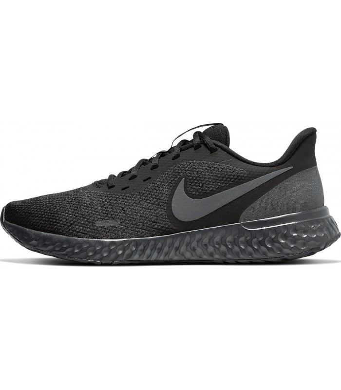 bq3204 nike revolution 5