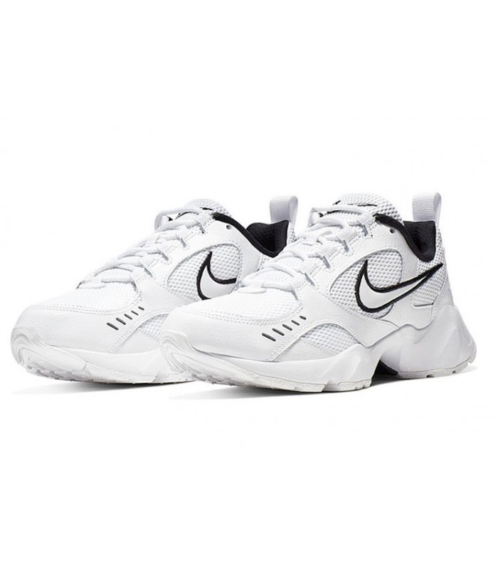 nike air heights ci0603