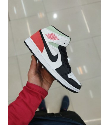 کفش پیاده روی مردانه نایک Nike Air Jordan 1 Mid SE Red Black Toe