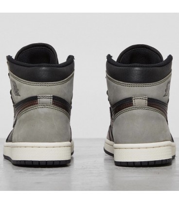 کفش پیاده روی زنانه نایک NIKE Air Jordan 1