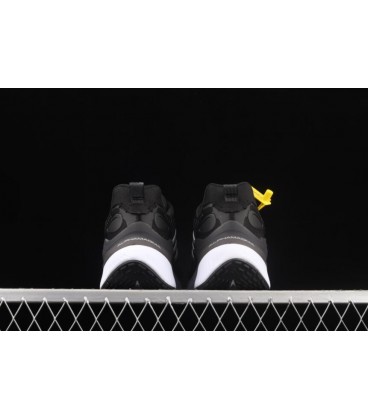 کفش پیاده روی زنانه طرح آدیداس Adidas ALPHAMAGMA