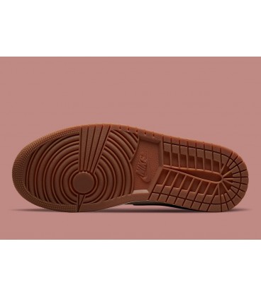 کفش پیاده روی زنانه طرح نایک Nike Air Jordan 1