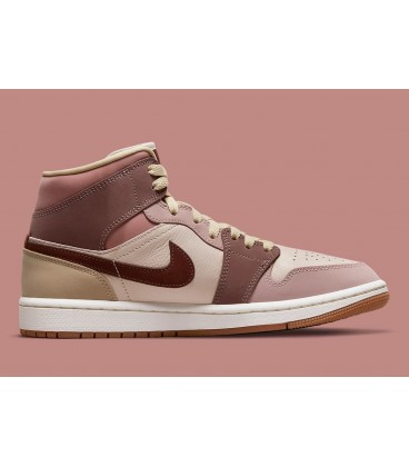 کفش پیاده روی زنانه طرح نایک Nike Air Jordan 1