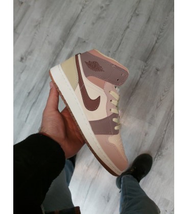 کفش پیاده روی زنانه طرح نایک Nike Air Jordan 1