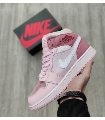 کفش پیاده روی زنانه نایک Nike Air Jordan 1 Mid WMNS