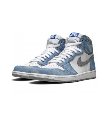 کفش پیاده روی زنانه نایک Nike Air Jordan 1 Retro High Hyper Royal Smoke Grey