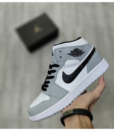 کفش پیاده روی زنانه نایک Nike Air Jordan 1 Mid Light Smoke Grey