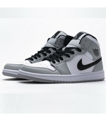کفش پیاده روی زنانه نایک Nike Air Jordan 1 Mid Light Smoke Grey