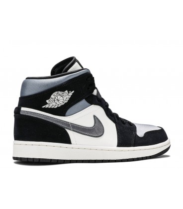 کفش پیاده روی مردانه نایک Nike Air Jordan 1 Mid