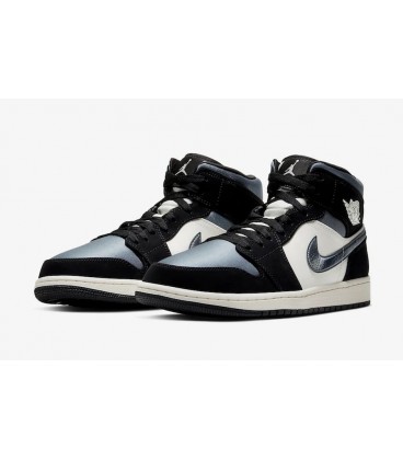 کفش پیاده روی مردانه نایک Nike Air Jordan 1 Mid