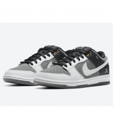 کفش پیاده روی مردانه نایک Nike SB Dunk Low