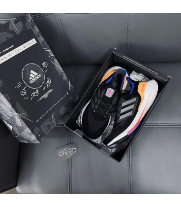 کفش پیاده روی مردانه آدیداس Adidas Ultraboost 21 S23868