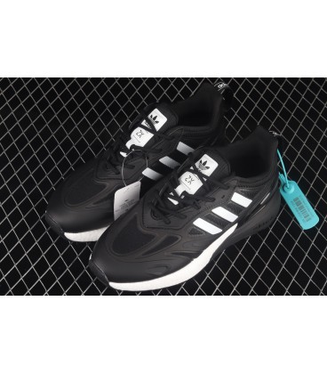 کفش پیاده روی زنانه آدیداس Adidas boost ZX2K V2