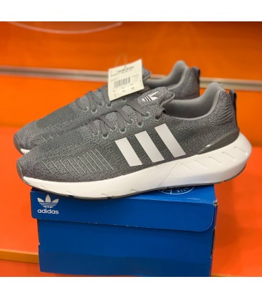 کفش پیاده روی مردانه آدیداس Adidas Swift Run 22 GZ3495