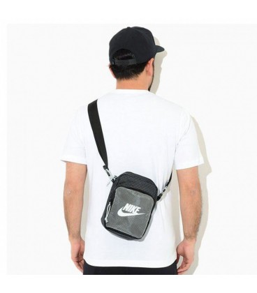 کیف رو دوشی Nike Sportswear Heritage Unisex Green CV1408-010