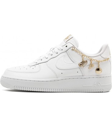 کفش پیاده روی زنانه نایک ایرفورس وان Nike Womens Air Force 1 '07"Lucky Charms