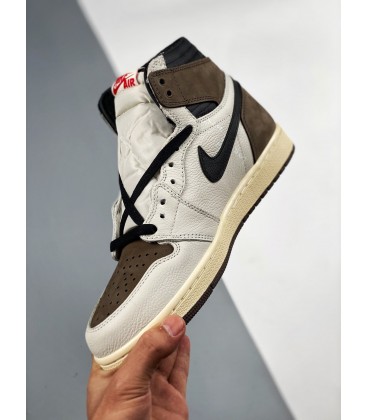 کفش پیاده روی مردانه نایک ایر جردن تراویس Nike Air Jordan 1 High Travis Scott x
