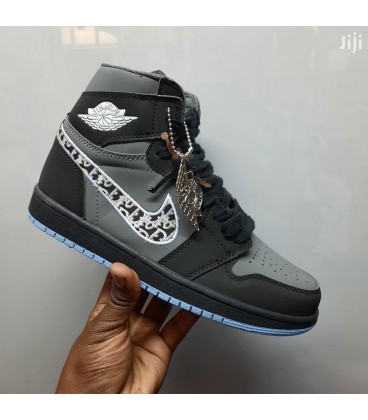 کفش پیاده روی زنانه نایک مدل ایر جردن وان Nike Air Jordan 1 Dior