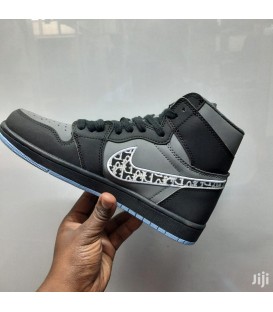 کفش پیاده روی زنانه نایک مدل ایر جردن وان Nike Air Jordan 1 Dior