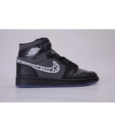 کفش پیاده روی زنانه نایک مدل ایر جردن وان Nike Air Jordan 1 Dior