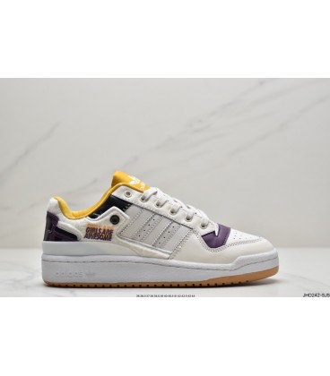 کفش پیاده روی مردانه آدیداس مدل فروم Adidas Forum 84 Low schoenen