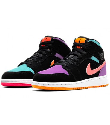 کفش پیاده روی زنانه نایک مدل ایر جردن  Nike Air Jordan 1 Mid GS Candy