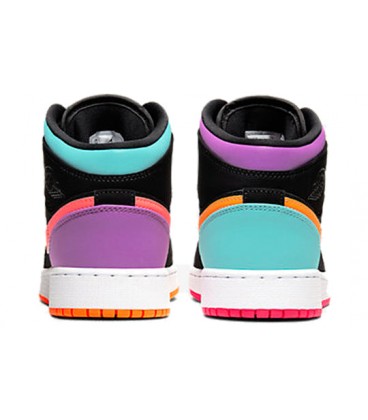 کفش پیاده روی زنانه نایک مدل ایر جردن  Nike Air Jordan 1 Mid GS Candy