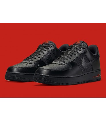 کفش پیاده روی مردانه نایک ایرفورس Nike Adds Laser Sights To This Stealthy Air Force 1