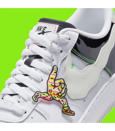 کفش پیاده روی زنانه نایک ایرفورس Nike Air Force 1 Low Funky Illustrations