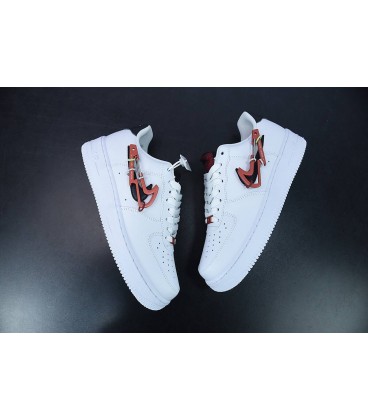 کفش پیاده روی زنانه نایک ایرفورس Nike Air Force 1 Carabiner