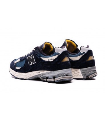 کفش پیاده روی مردانه نیوبالانس New Balance 2002
