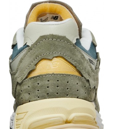 کفش پیاده روی مردانه نیوبالانس New Balance 2002