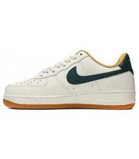 کفش پیاده روی مردانه نایک ایر فورس Nike Air Force 1 '07 LV8 2