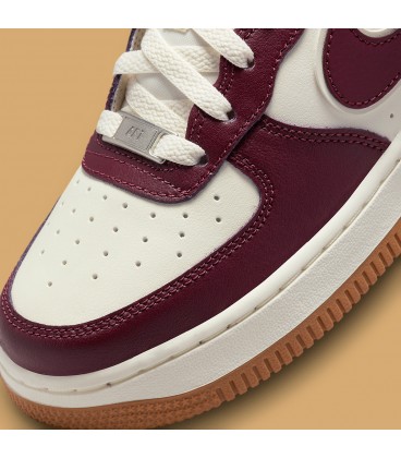 کفش پیاده روی مردانه نایک ایر فورس Nike Air Force 1 '07 LV8 2
