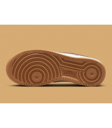 کفش پیاده روی مردانه نایک ایر فورس Nike Air Force 1 '07 LV8 2