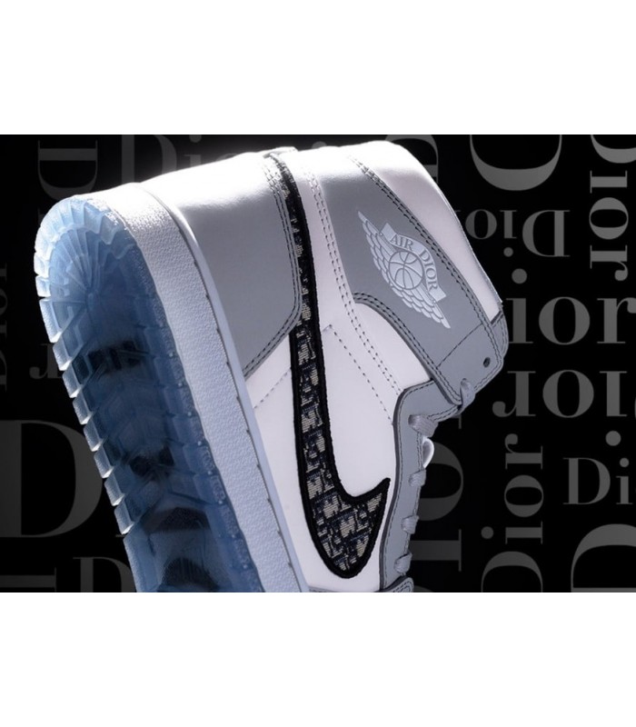 کفش پیاده روی نایک اِیر جردن Nike Air Jordan 1 MID