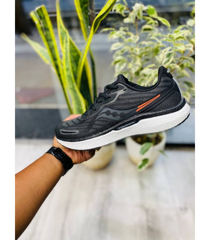 کفش پیاده روی ساکونی Saucony Triumph 19 Neutral